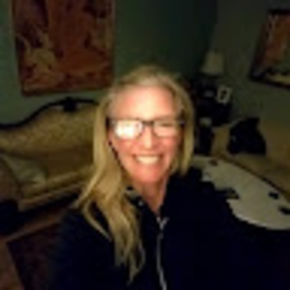 Meet your Posher, Lisa